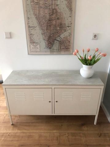 Lockerkast ikea ps wit incl. Sleutel beschikbaar voor biedingen