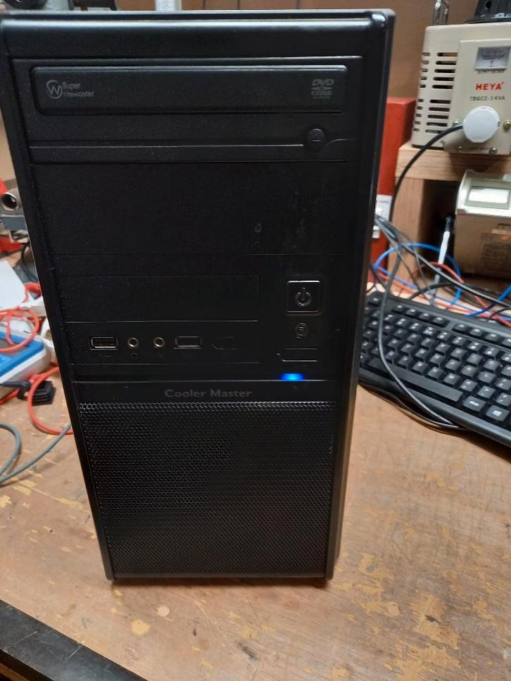 Desktop, Computers en Software, Desktop Pc's, Gebruikt, 3 tot 4 Ghz, HDD, 4 GB, Met monitor, Ophalen