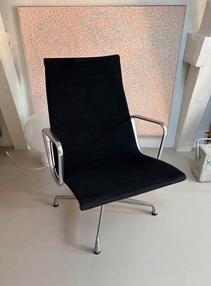 Originele Vitra EA 116 A - charles Eames, Huis en Inrichting, Stoelen, Gebruikt, Eén, Metaal, Stof, Zwart, Ophalen