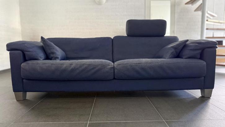 Bank De Sede DS17 240cm, blauw leer, met neksteun, Huis en Inrichting, Banken | Bankstellen, Gebruikt, Rechte bank, Driepersoons