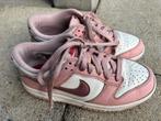 Nike dunk low maat 35.5 roze, Ophalen of Verzenden, Meisje