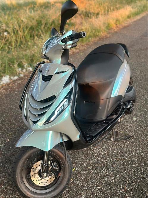 Piaggio Zip 2017 80cc 4t2v zeer netjes!, Fietsen en Brommers, Scooters | Piaggio, Zo goed als nieuw, Zip, Ophalen