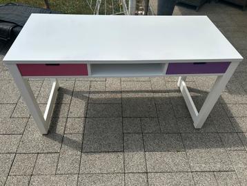 Bureau wit met 2 lades van Bopita beschikbaar voor biedingen