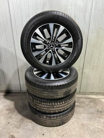 Originele Mercedes A Klasse Velgen 16 inch Zomerbanden beschikbaar voor biedingen