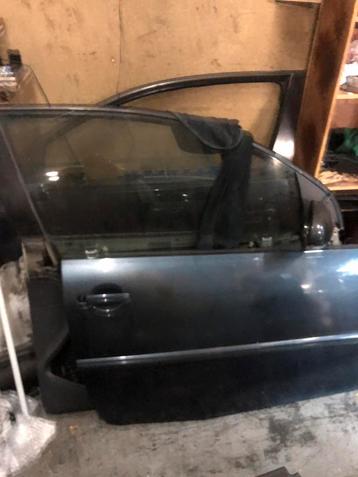 Golf 5 3 deurs l+r beschikbaar voor biedingen
