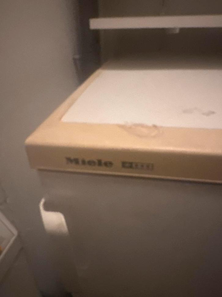 Miele Diepvrieskast - Betrouwbaar en Ruim, Witgoed en Apparatuur, Vriezers en Diepvrieskisten, Gebruikt, Vrijstaand, Vrieskast