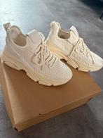 Steve Madden Sneakers - Beige - Maat 34, Meisje, Nieuw, Ophalen of Verzenden, Steve Madden