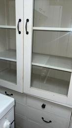 Witte buffetkast met glazen deuren, Gebruikt, 100 tot 150 cm, Glas, Ophalen of Verzenden