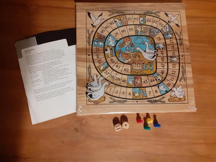 Ganzenbord Gallery Play. Hout, Hobby en Vrije tijd, Gezelschapsspellen | Bordspellen, Nieuw, Drie of vier spelers, Ophalen of Verzenden