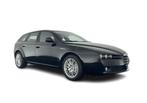 Alfa Romeo 159 Sportwagon 2.4 JTD Q-Tronic Distinctive Aut., Gebruikt, 179 €/maand, Zwart, Leder