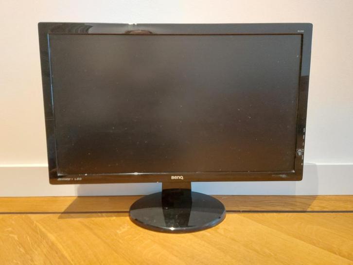 Monitor BenQ 24”, Computers en Software, Monitoren, Gebruikt, 60 Hz of minder, DVI, VGA, Kantelbaar, TN, Full HD, 3 tot 5 ms, Ophalen
