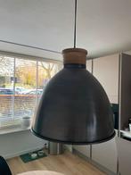 Twee industriële hanglampen, Huis en Inrichting, Lampen | Hanglampen, Ophalen, Gebruikt, Metaal, Minder dan 50 cm