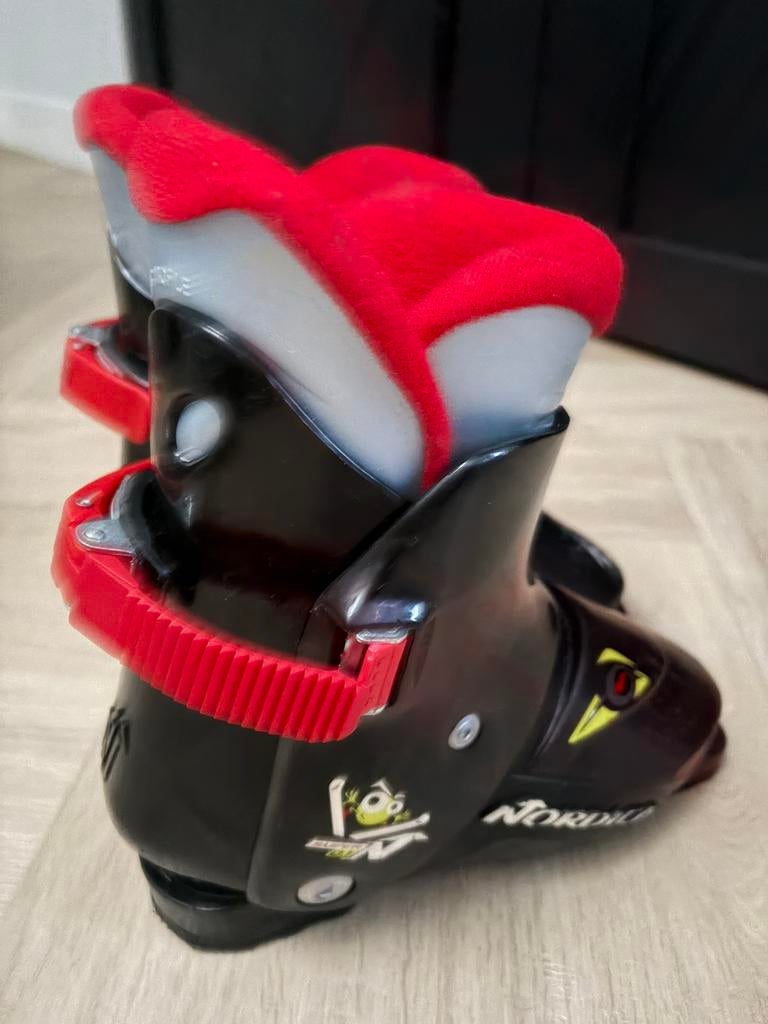 Nordica kinder skischoen, Ophalen, Zo goed als nieuw, Nordica