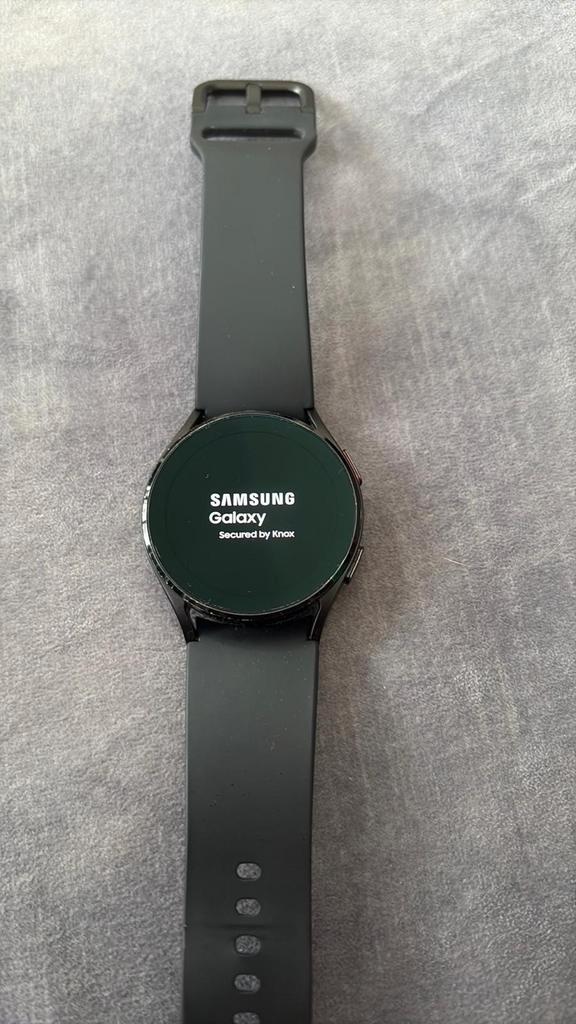 Samsung galaxy smartwatch 4, Sieraden, Tassen en Uiterlijk, Smartwatches, Zo goed als nieuw, Android, Zwart, Ophalen