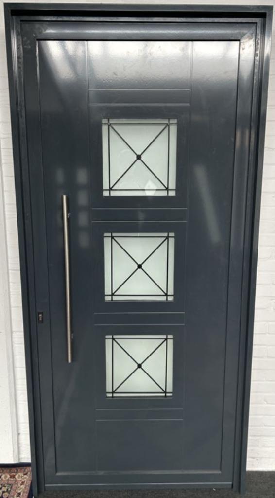 Aluminium voordeur 110 x 231 cm Links kleur 7016 antraciet, Doe-het-zelf en Verbouw, Deuren en Horren, Nieuw, Buitendeur, 215 cm of meer