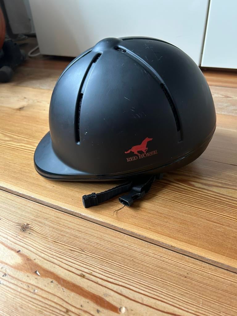 Cap Red Horse (maat S/M 53-57cm), Ophalen of Verzenden, Zo goed als nieuw, Dressuur, Cap