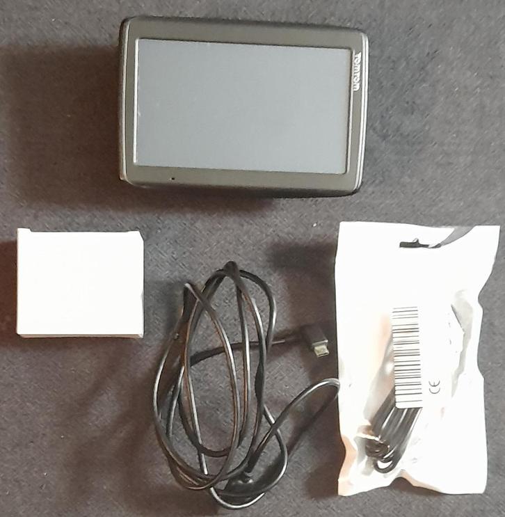 TomTom Via 135 incl. Free Lifetime Map, Auto diversen, Autonavigatie, Gebruikt, Ophalen of Verzenden