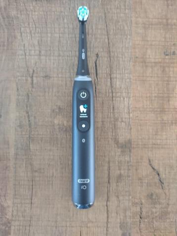 Oral-B iO Series 9 Black Onyx Special Edition beschikbaar voor biedingen