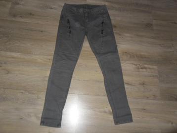 Cream Grijze Lange Spijkerbroek Maat 31 beschikbaar voor biedingen