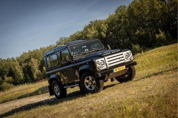 Land Rover Defender 2.4Tdci 90 Station Wagon SVX 60th Annive