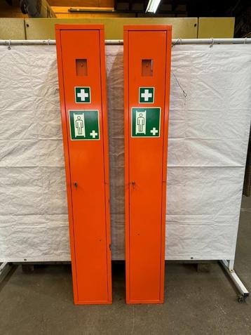 UltraMedic brancard stretcher kast brancardkast BHV EHBO beschikbaar voor biedingen