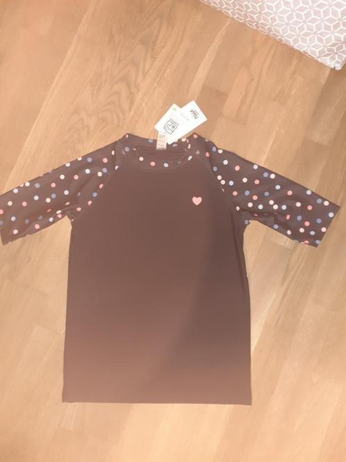 Zwem Shirt UV60+ Mt 134-140. Nieuw   2X, Kinderen en Baby's, Kinderkleding | Kinder-zwemkleding, Nieuw, Overig, Maat 134, Meisje