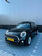 Mini 1.5 Cooper Automaat 2017 Zwart, Zwart, 4 stoelen, Zwart, Origineel Nederlands