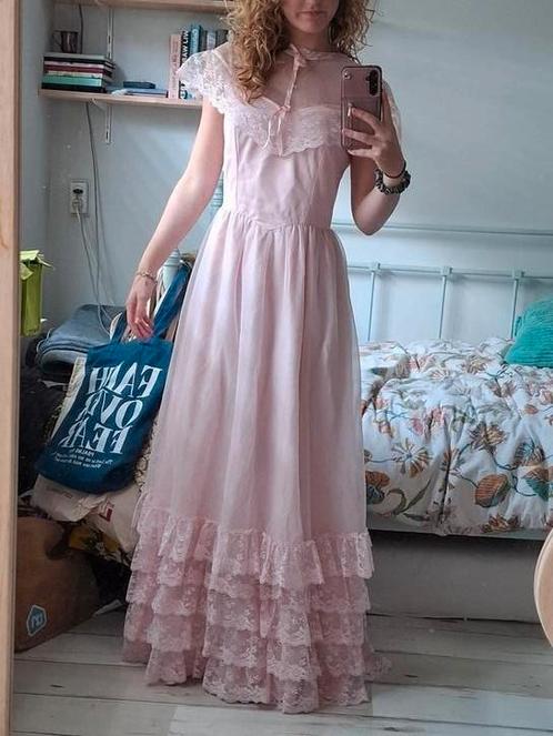 Roze trouwjurk maat S te koop, Kleding | Dames, Trouwkleding en Trouwaccessoires, Zo goed als nieuw, Trouwjurk, Roze, Ophalen of Verzenden
