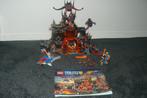 Te koop: Lego Nexo Knights Jestro's Vulkaanbasis 70323 + boe, Ophalen of Verzenden, Gebruikt, Lego