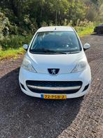 Peugeot 107 1.0 12V 5DR 2011 Wit, Auto's, Peugeot, Voorwielaandrijving, 4 stoelen, Origineel Nederlands, Handgeschakeld