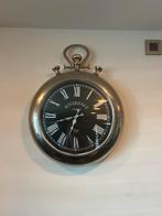 Riverdale clocks, Antiek en Kunst, Ophalen