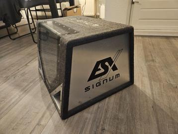 Auto Subwoofer en versterker. Plus speakers beschikbaar voor biedingen