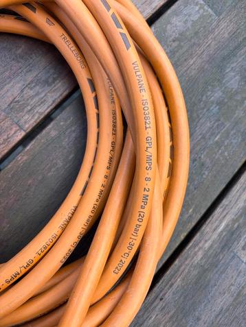 Lange gasslang - 8/9 meter beschikbaar voor biedingen