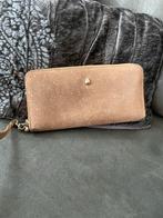 Beige donchoo Portemonnee, Gebruikt, Ophalen of Verzenden, Leer, Guess