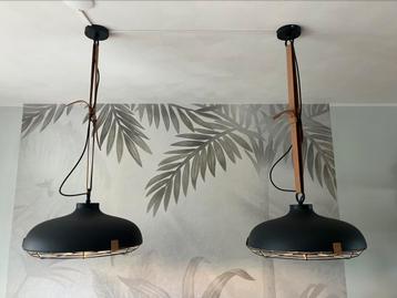 2 hanglampen Dek 51, Zuiver beschikbaar voor biedingen