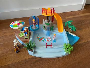 Playmobil zwembad beschikbaar voor biedingen