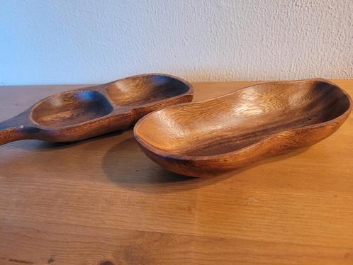 vintage 2 houten bakjes snacks zoutjes pinda blad, Huis en Inrichting, Keuken | Servies, Zo goed als nieuw, Schaal of Schalen