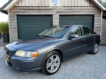 Volvo S60 2.4 Drivers Edition. Schuifdak. Trekhaak. Leder. beschikbaar voor biedingen