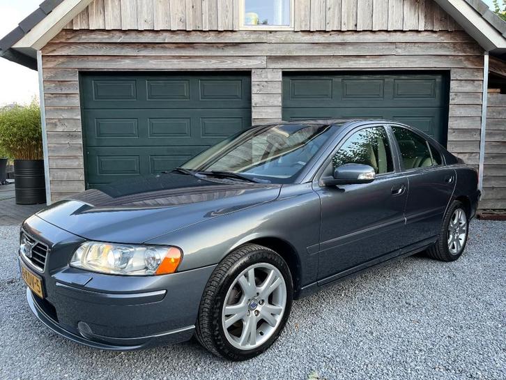 Volvo S60 2.4 Drivers Edition. Schuifdak. Trekhaak. Leder., Auto's, Volvo, Bedrijf, S60, ABS, Airbags, Airconditioning, Boordcomputer