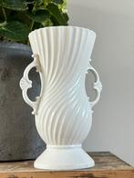 Bijzondere witte vaas italiaans vintage, Gebruikt, Wit, Aardewerk of Porselein, Ophalen of Verzenden