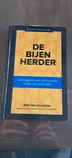 Rini van Solingen - De bijenherder, Ophalen of Verzenden, Zo goed als nieuw, Rini van Solingen