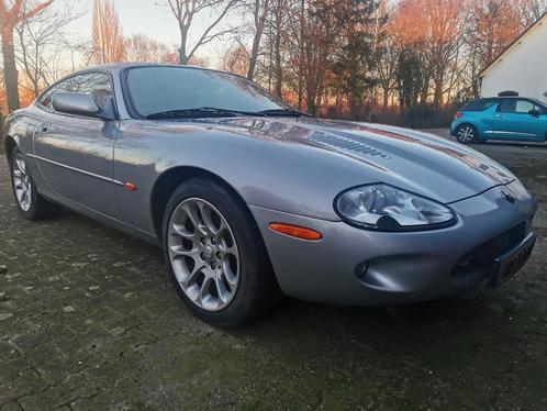 Jaguar XKR 2000 Grijs, Auto's, Jaguar, Particulier, Overige modellen, ABS, Airconditioning, Elektrische buitenspiegels, Elektrische ramen