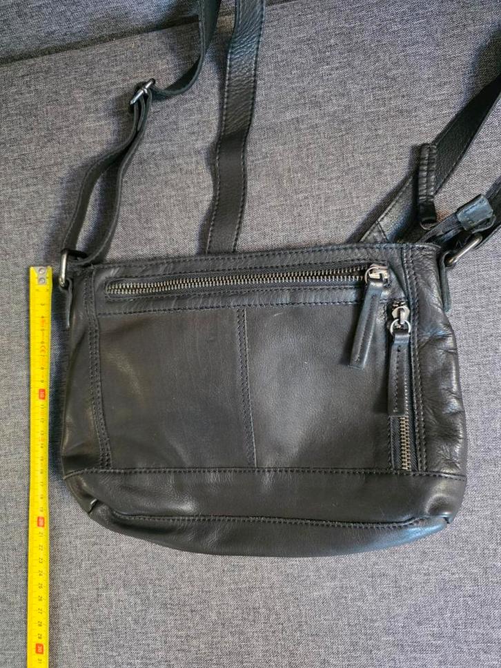 Zgan kleine leer schoudertasje van 5th Avenue 29x21 cm, Sieraden, Tassen en Uiterlijk, Tassen | Schoudertassen, Zo goed als nieuw