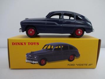 Ford Vedette "49" blauw nr: 24Q van Dinky Toys schaal 1/43 beschikbaar voor biedingen