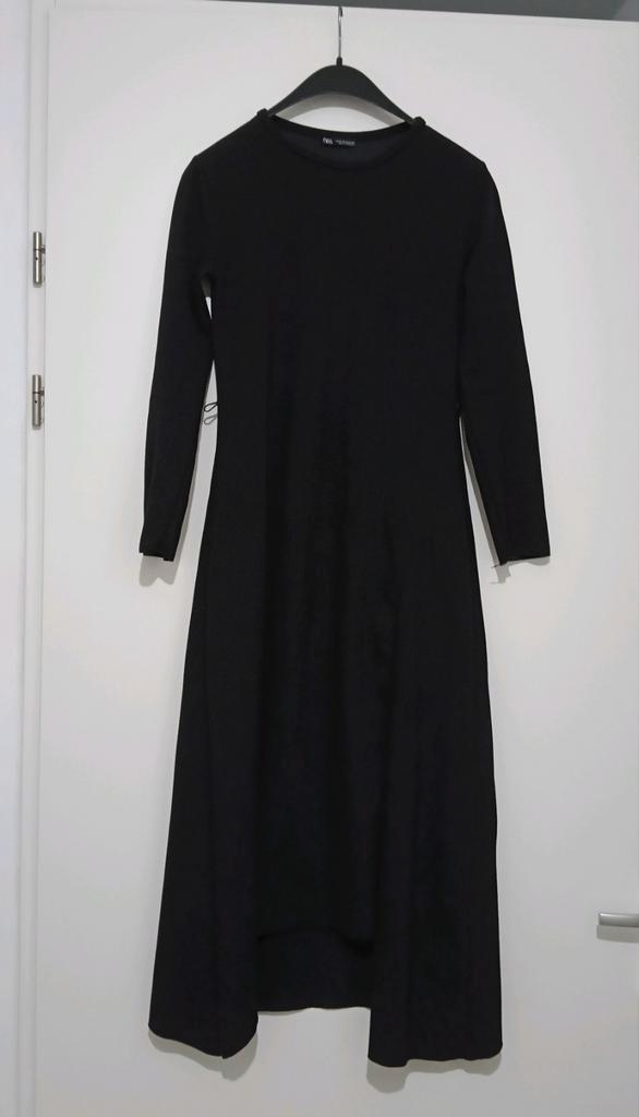 Zara Jurk - Maat M, Kleding | Dames, Jurken, Zo goed als nieuw, Maat 38/40 (M), Zwart, Knielengte, Ophalen of Verzenden