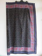 Zwart paars tafelkleed met paisley en bloemen 140 x 160 cm, Ophalen of Verzenden, Zo goed als nieuw, Rechthoek, Binnen