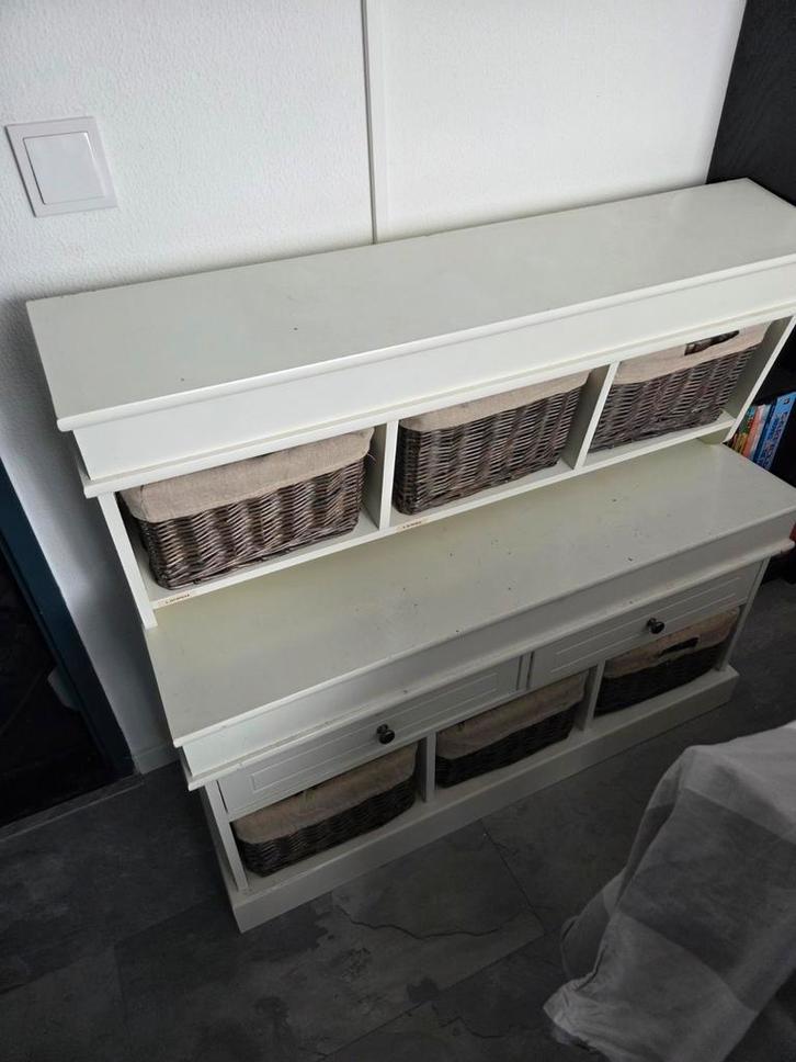 Halkastje met bijbehorende kapstok met 2x3 mandjes, Huis en Inrichting, Overige Huis en Inrichting, Gebruikt, Ophalen