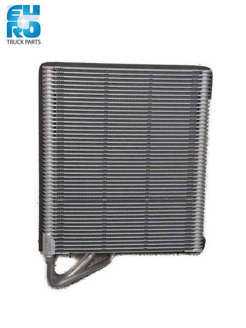 AIRCONDITIONING VERDAMPER MB MP4 VALEO 817258 0028304358, Auto-onderdelen, Vrachtwagen-onderdelen, Mercedes-Benz, Airco en Verwarming