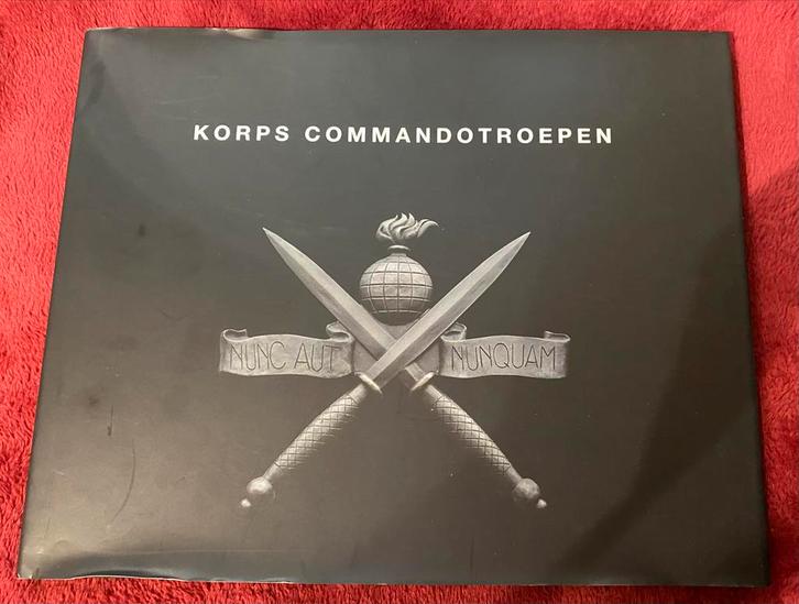 Boek Korps Commandotroepen KCT fotoboek Special Forces leger, Boeken, Oorlog en Militair, Gelezen, Landmacht, 1945 tot heden, Ophalen of Verzenden