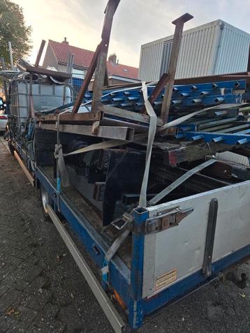 Oudijzer en metalen gezocht  beschikbaar voor biedingen